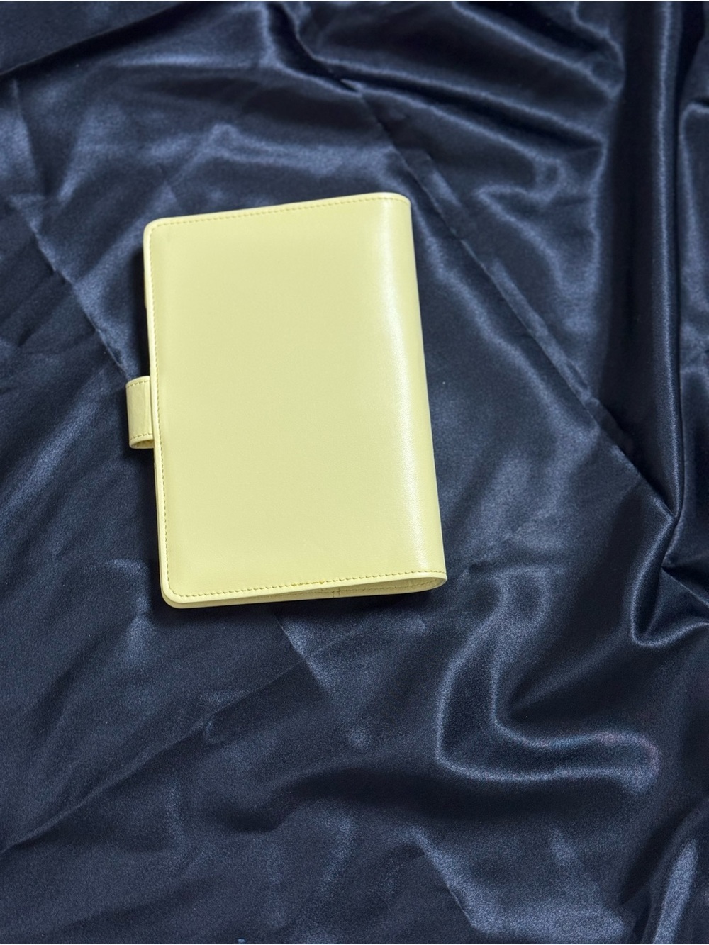 Yellow Faux Leather Snap-Closure Organizer/ Budget binder A6 - Picture 3 of 3